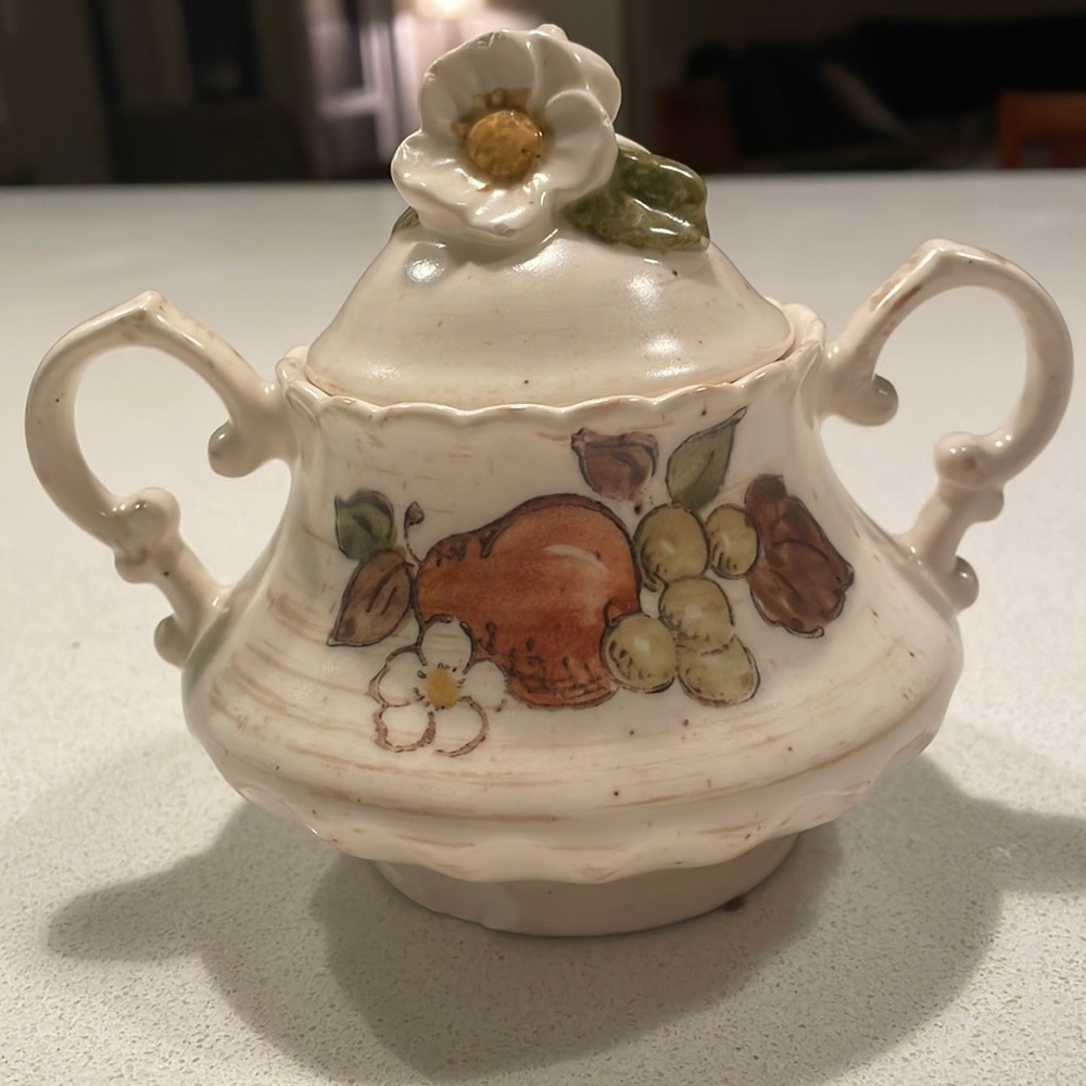 Vernonware Fruit & Floral sugar dish. Vintage made in California.